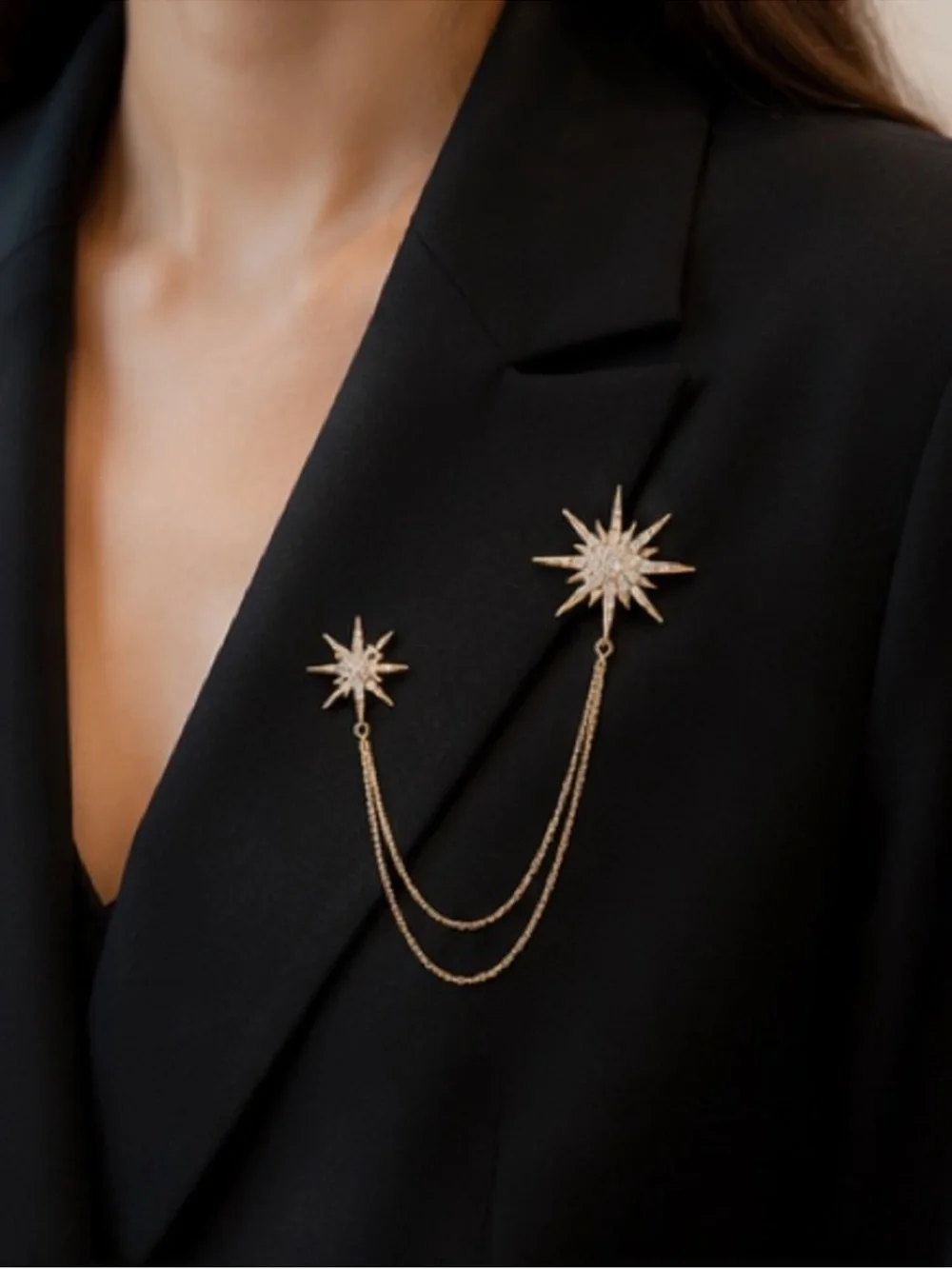 Gold Starburst Collar Chain Brooch